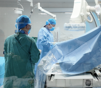 百岁老人血管堵塞引坏疽，介入微创疏通缓病痛