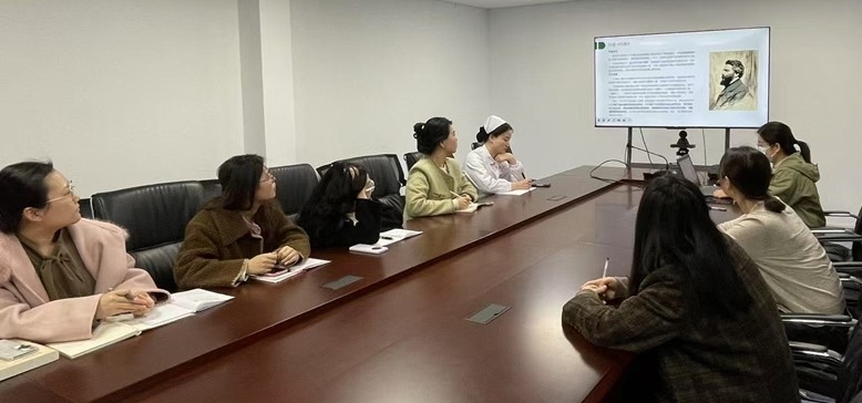 以书为舟 以评促建 综合团支部开展读书分享会助力三甲评审工作推进