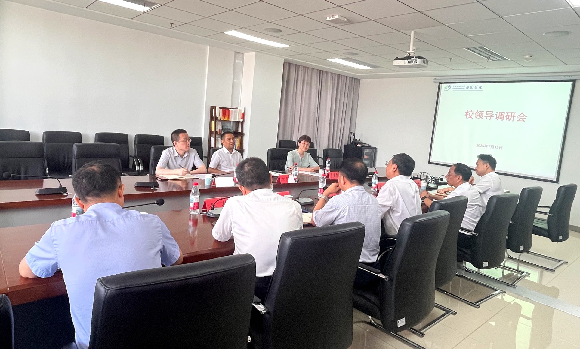 校领导调研附属医院全面从严治党工作情况